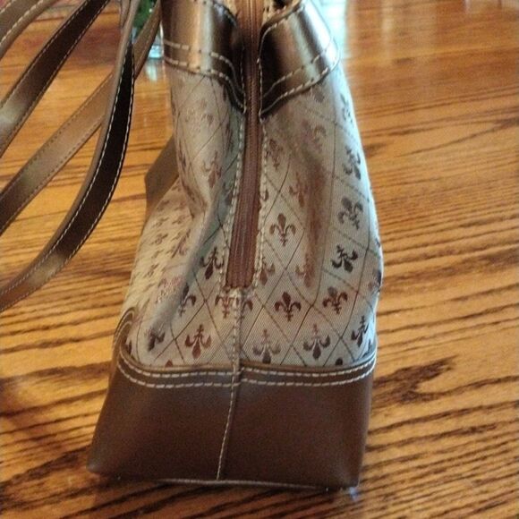NWOT Liz Claiborne Crazy Horse Vegan Bag - Picture 9 of 12